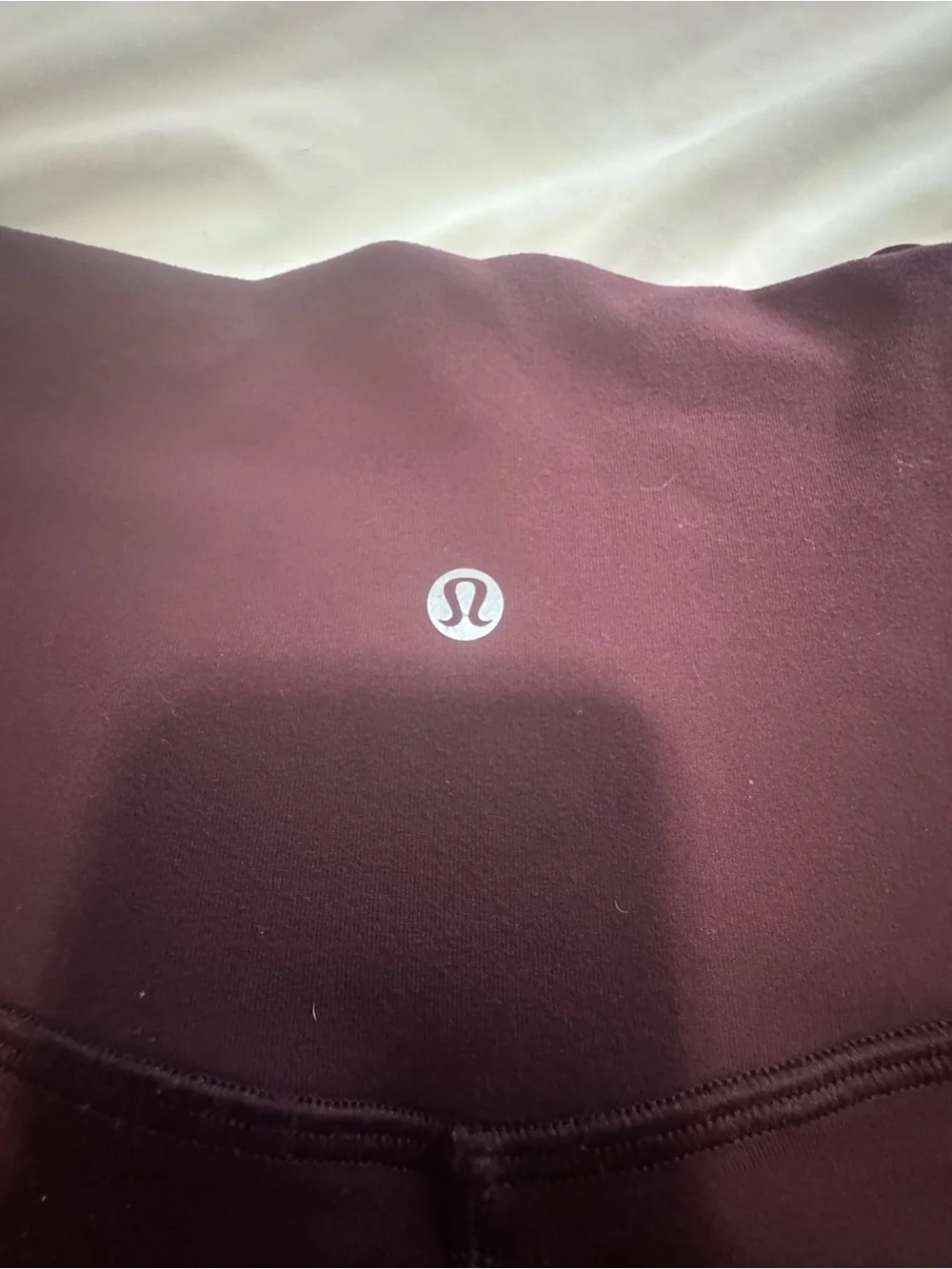 Lululemon In Movement Tight Mesh - Garnet